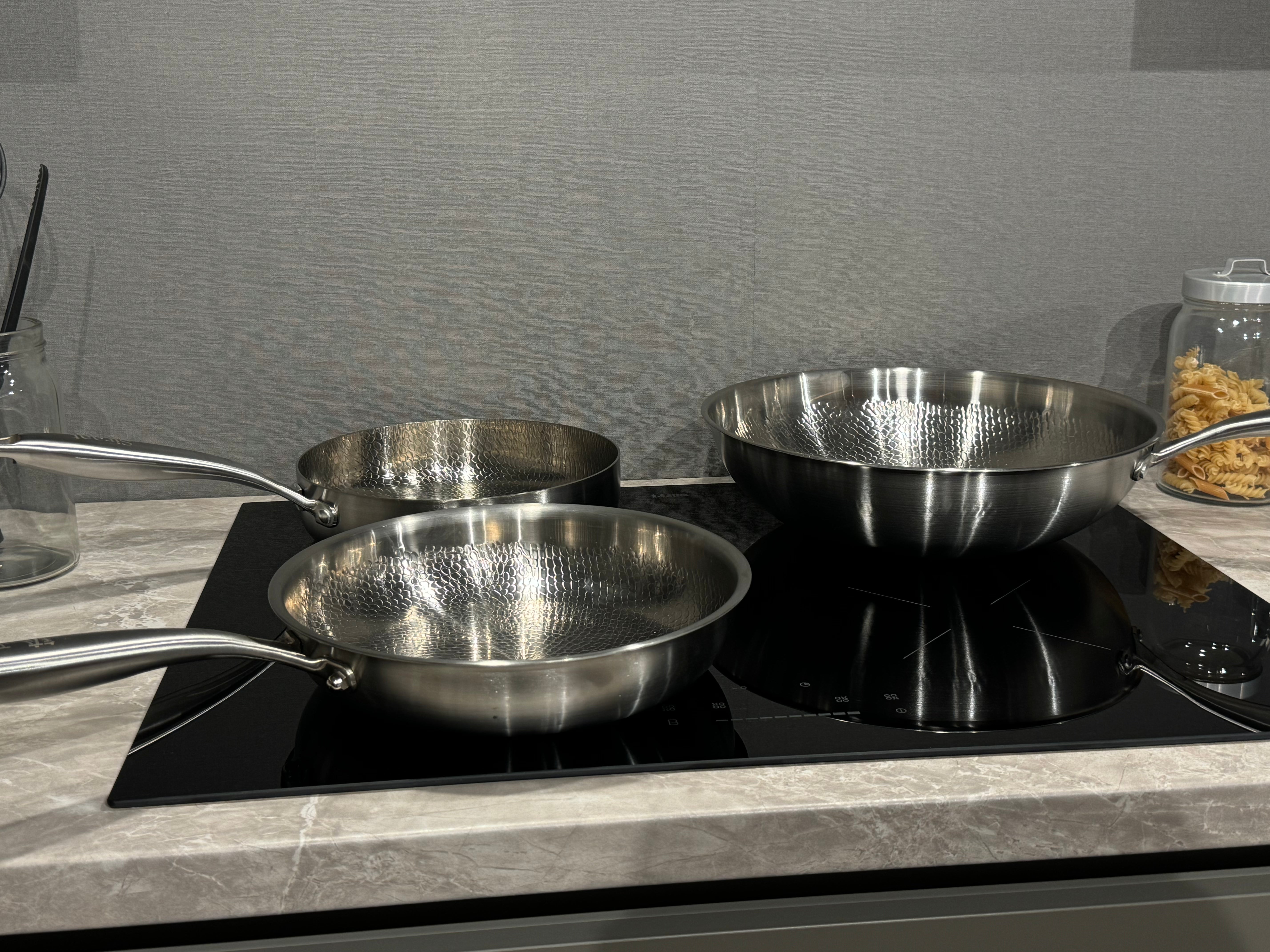Why Siraat’s Kitchen Titanium Cutting Board Is the Ultimate Choice for Your Kitchen