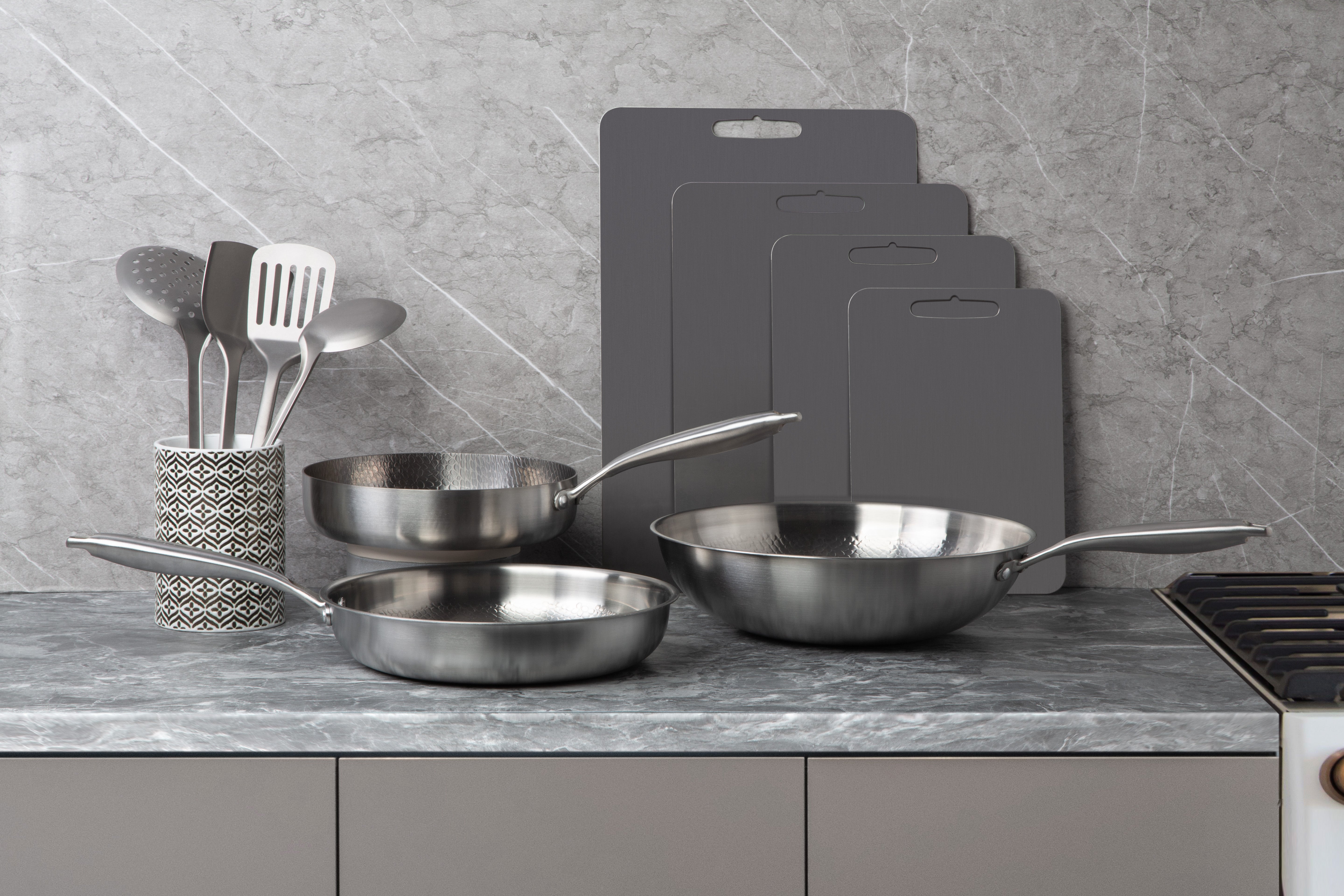 Explore Elegance with a Titanium Cookware Collection Made for Modern Kitchens