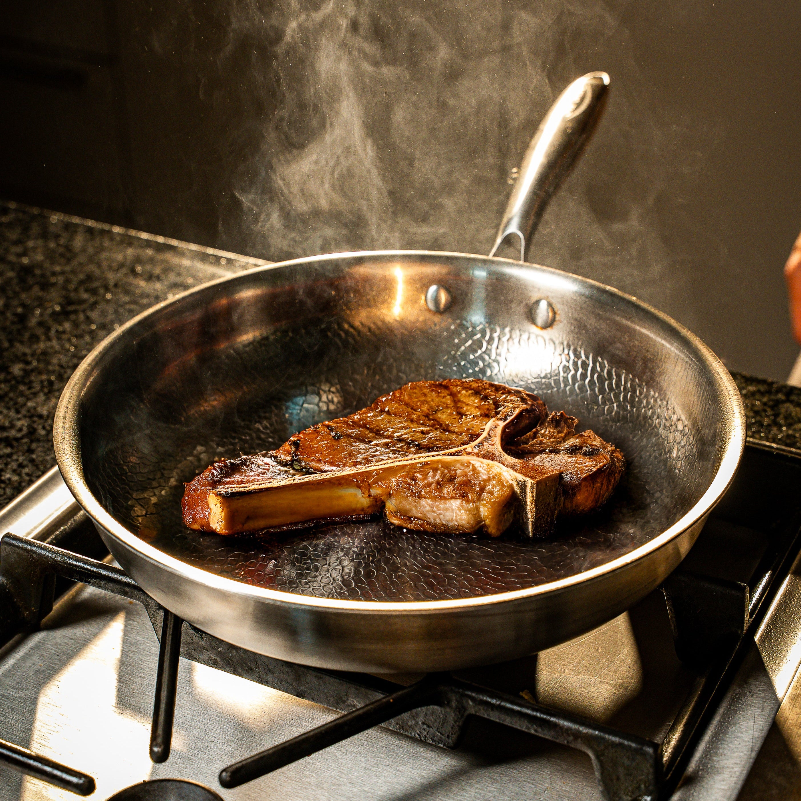 Titanium Hammered Pan Pro