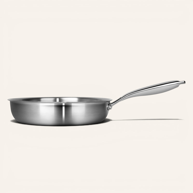 Siraat Titanium Pan Pro, a smooth surface 26 cm pure titanium frying pan with no coating