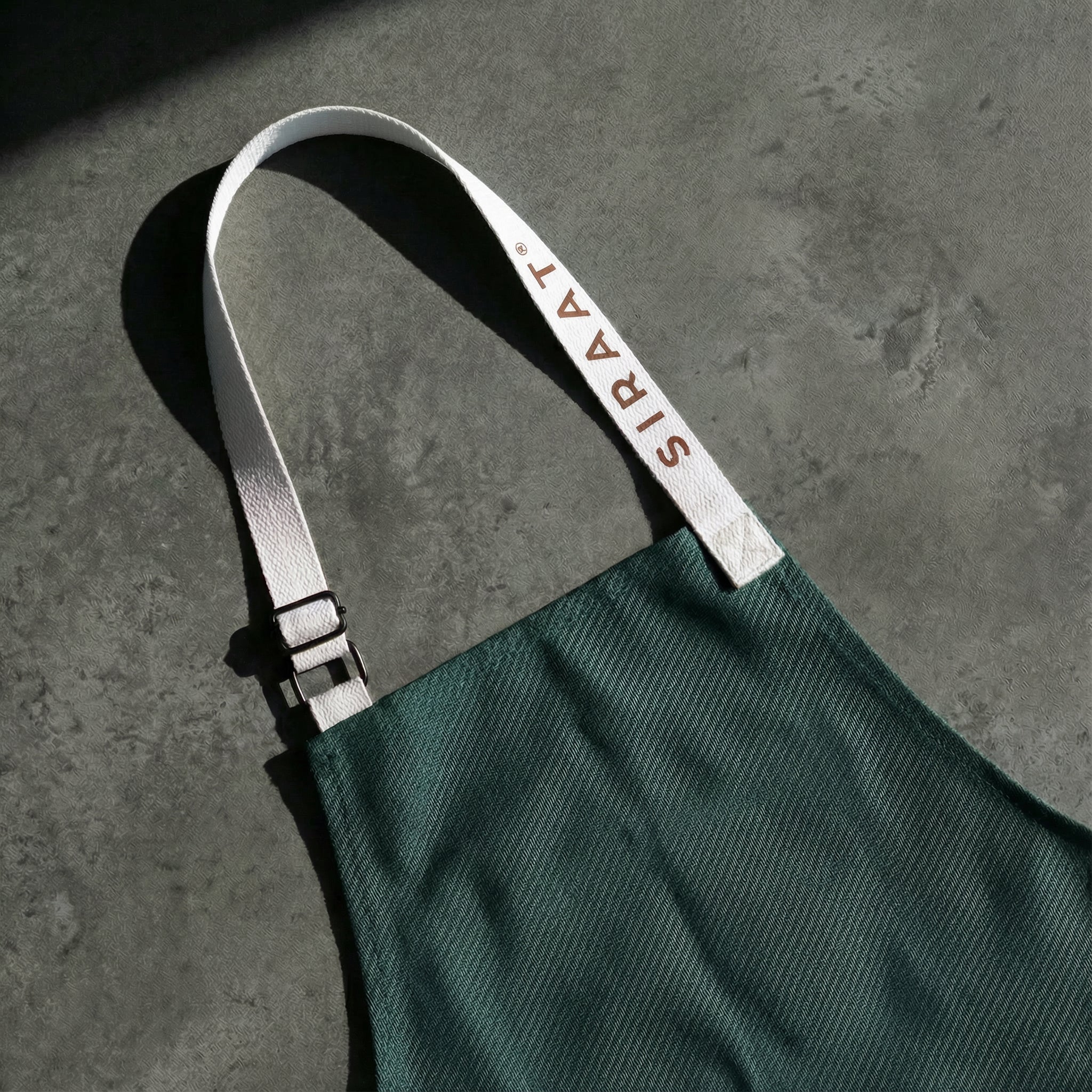Siraat Signature Apron (Moss)