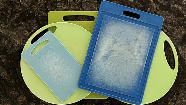 Plastic Boards: Microplastic Contamination