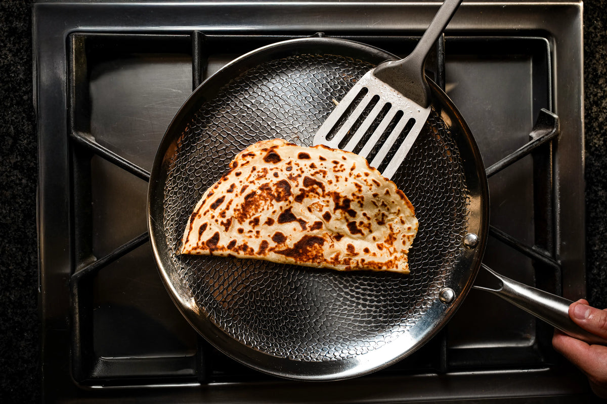 Titanium kitchenware