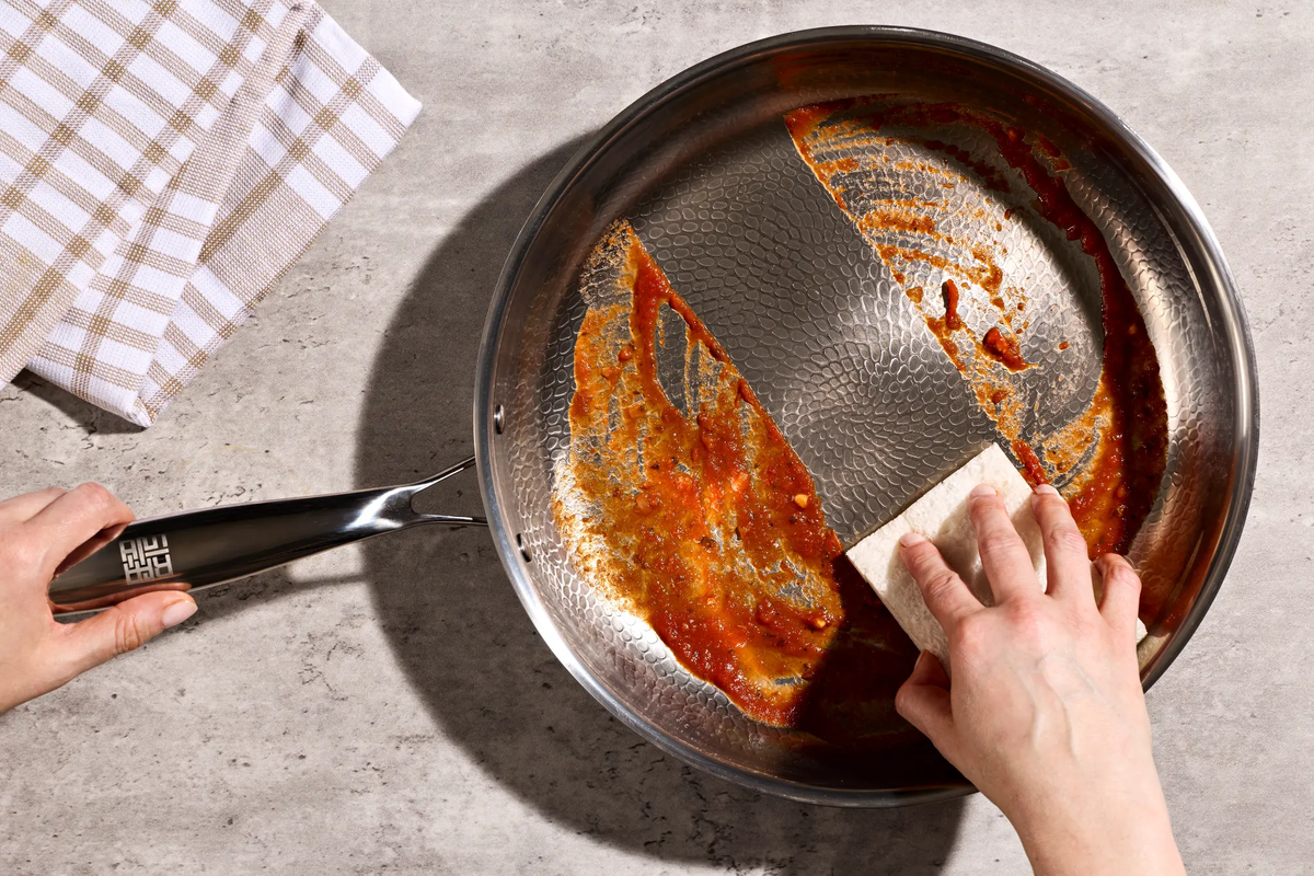 Easy pan cleanup